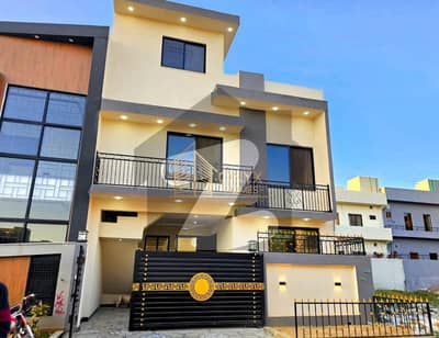 ایم پی سی ایچ ایس ۔ بلاک ایف ایم پی سی ایچ ایس ۔ ملٹی گارڈنز,بی ۔ 17,اسلام آباد میں 4 کمروں کا 5 مرلہ مکان 2.19 کروڑ میں برائے فروخت۔