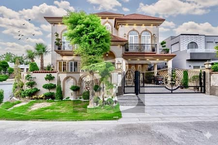 ڈی ایچ اے فیز 6 - بلاک ایل فیز 6,ڈیفنس (ڈی ایچ اے),لاہور میں 5 کمروں کا 1 کنال مکان 8.35 کروڑ میں برائے فروخت۔ ڈی ایچ اے فیز 6 - بلاک ایل فیز 6,ڈیفنس (ڈی ایچ اے),لاہور میں 5 کمروں کا 1 کنال مکان 8.35 کروڑ میں برائے فروخت۔