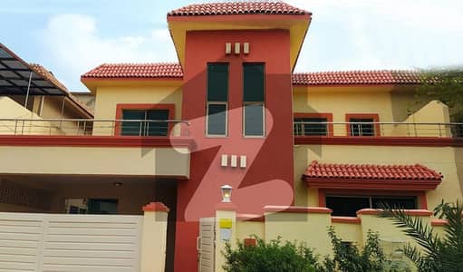 10 Marla House Is Available For Sale In Askari 11 Lahore
