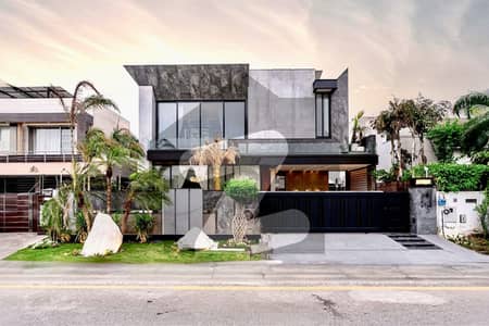 ڈی ایچ اے فیز 6 - بلاک ایچ فیز 6,ڈیفنس (ڈی ایچ اے),لاہور میں 6 کمروں کا 1 کنال مکان 9.05 کروڑ میں برائے فروخت۔