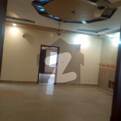 10 Marla Upper Portion available for rent in G-13/2, Islamabad