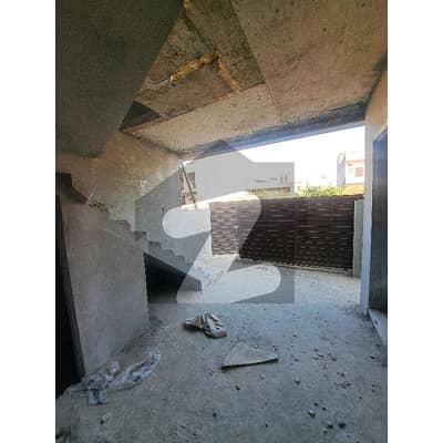 ایم پی سی ایچ ایس ۔ بلاک ایف ایم پی سی ایچ ایس ۔ ملٹی گارڈنز,بی ۔ 17,اسلام آباد میں 5 کمروں کا 5 مرلہ مکان 1.55 کروڑ میں برائے فروخت۔ ایم پی سی ایچ ایس ۔ بلاک ایف ایم پی سی ایچ ایس ۔ ملٹی گارڈنز,بی ۔ 17,اسلام آباد میں 5 کمروں کا 5 مرلہ مکان 1.55 کروڑ میں برائے فروخت۔