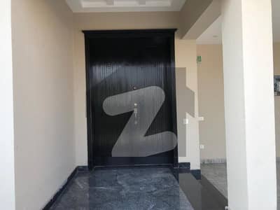 DHA PHASE 6 KANAL UPPER PORTION ON PRIME LOCATION ONE CALL DEAL DONE