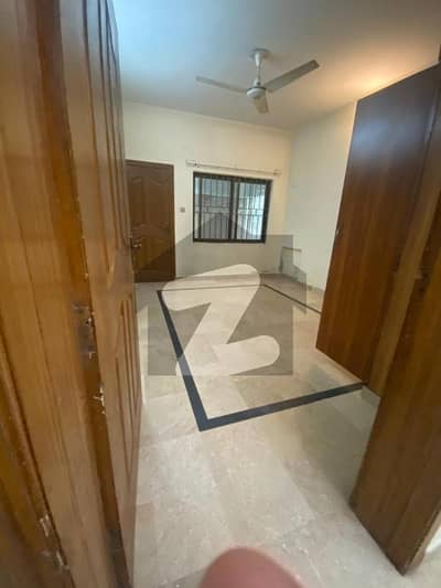 جی ۔ 13 اسلام آباد میں 2 کمروں کا 7 مرلہ زیریں پورشن 78.0 ہزار میں کرایہ پر دستیاب ہے۔