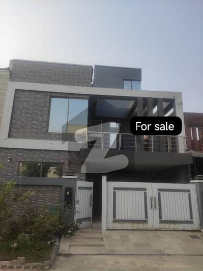 08 Marla house for sale in bahria orchard Lahore J Block