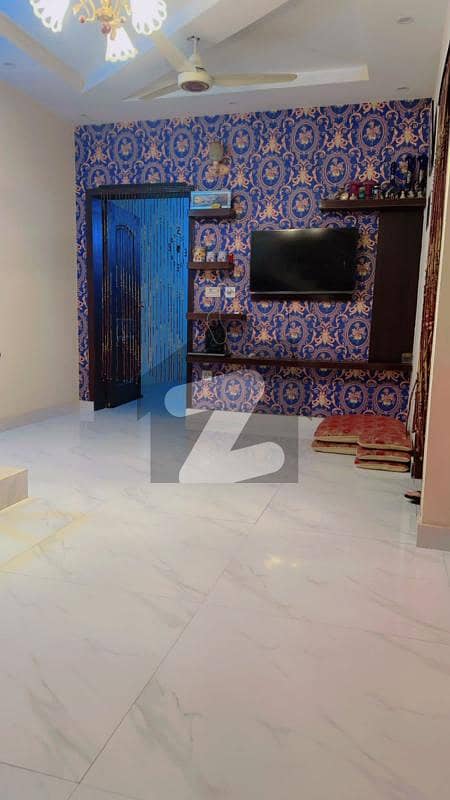 این ایف سی 1 لاہور میں 5 کمروں کا 1 کنال مکان 8.25 کروڑ میں برائے فروخت۔ این ایف سی 1 لاہور میں 5 کمروں کا 1 کنال مکان 8.25 کروڑ میں برائے فروخت۔