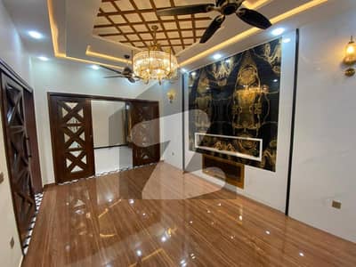 Brand New Luxury 10 Marla House | 5 Master Beds | Overseas Block Bahria Town Lahore