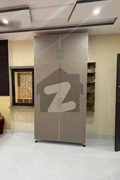 Prime Location House Of 5 Marla In Wapda Town Is Available