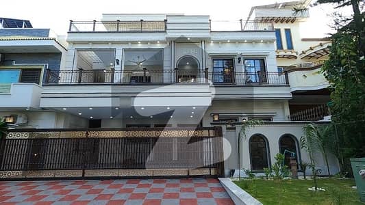 G13/2 brand new house for Sale Size 40*80