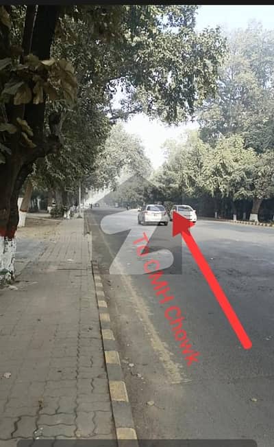 سرور روڈ کینٹ,لاہور میں 5 کمروں کا 3 کنال مکان 24.0 کروڑ میں برائے فروخت۔