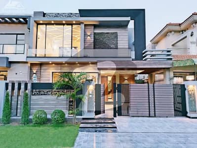 10 MARLA BRAND NEW HOUSE FACEING 150FT ROAD NEAR TO PARK DHA PHASE 9 TWON