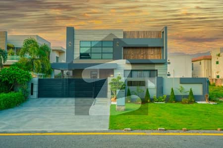 1 Kanal Slightly Used Modern Design Most Beautiful fully furnished House For Sale At Prime Location Of Dha Lahore Near To Park Masjid & Commercial Market
