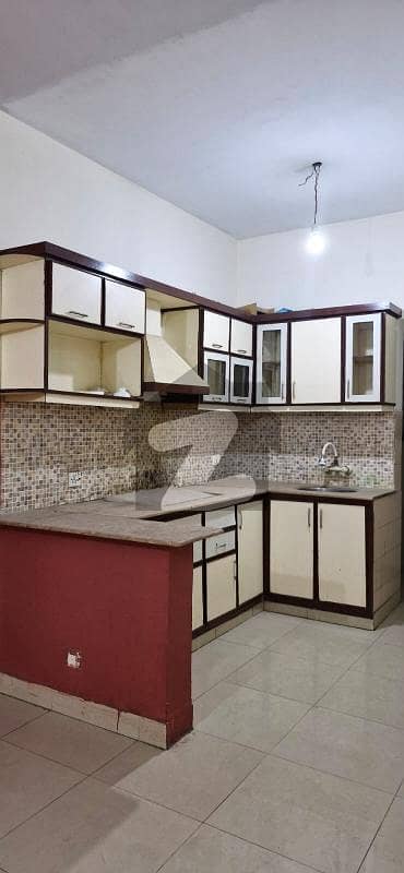 گلشن اقبال - بلاک 10-اے گلشنِ اقبال,گلشنِ اقبال ٹاؤن,کراچی میں 2 کمروں کا 5 مرلہ فلیٹ 2.4 کروڑ میں برائے فروخت۔