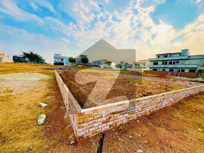 16 MARLA PLOT FOR SALE F-17/2 ISLAMABAD ALL FACILITY AVAILABLE CDA PPROVED SECTOR