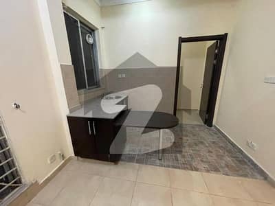 بحریہ ٹاؤن ۔ سوِک سینٹر بحریہ ٹاؤن فیز 4,بحریہ ٹاؤن راولپنڈی,راولپنڈی میں 1 کمرے کا 2 مرلہ فلیٹ 28.0 ہزار میں کرایہ پر دستیاب ہے۔