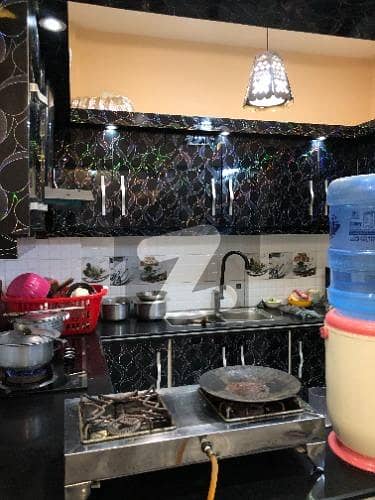 900 Square Feet Flat For Grabs In Gulshan-E-Iqbal Town