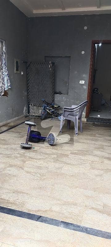 ایڈن ایگزیکیٹو ایڈن گارڈنز,فیصل آباد میں 3 کمروں کا 5 مرلہ مکان 76.0 ہزار میں کرایہ پر دستیاب ہے۔