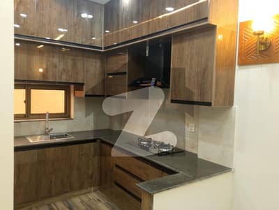 الکبیر فیز 2 - علی بلاک الکبیر ٹاؤن - فیز 2,الکبیر ٹاؤن,رائیونڈ روڈ,لاہور میں 4 کمروں کا 3 مرلہ مکان 1.4 کروڑ میں برائے فروخت۔