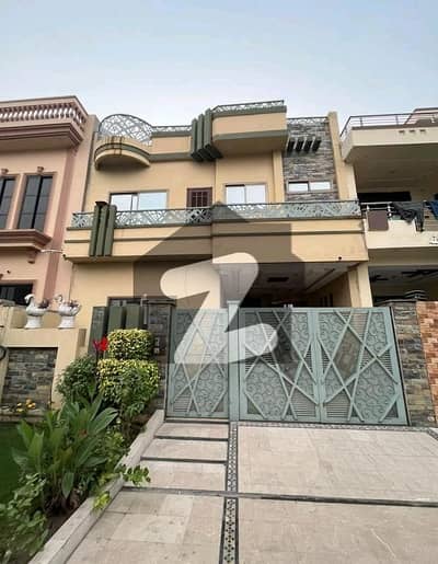 سٹی ہاؤسنگ سوسائٹی گوجرانوالہ میں 4 کمروں کا 5 مرلہ مکان 1.95 کروڑ میں برائے فروخت۔