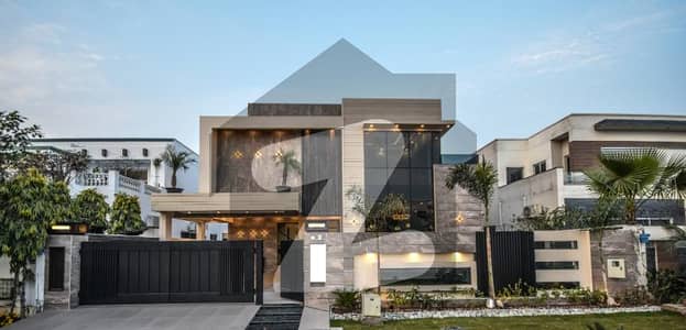 ڈی ایچ اے فیز 5 - بلاک کے فیز 5,ڈیفنس (ڈی ایچ اے),لاہور میں 5 کمروں کا 10 مرلہ مکان 2.15 لاکھ میں کرایہ پر دستیاب ہے۔