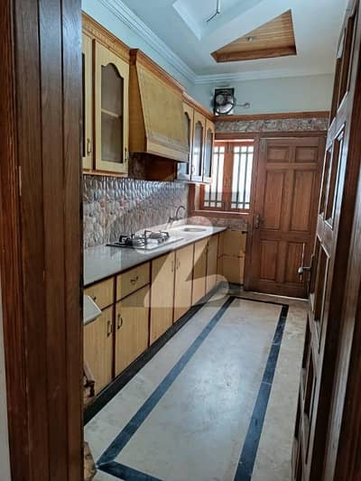 جی ۔ 13/1 جی ۔ 13,اسلام آباد میں 2 کمروں کا 4 مرلہ بالائی پورشن 55.0 ہزار میں کرایہ پر دستیاب ہے۔