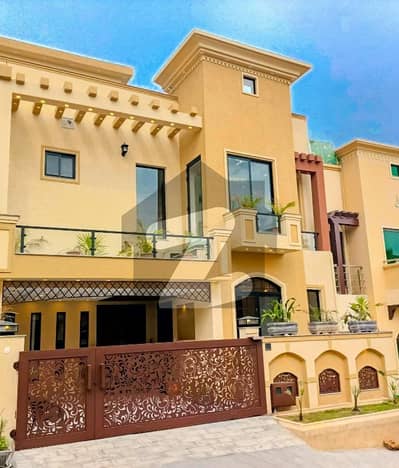 بحریہ ٹاؤن فیز 8 ۔ سفاری ویلی بحریہ ٹاؤن فیز 8,بحریہ ٹاؤن راولپنڈی,راولپنڈی میں 5 کمروں کا 7 مرلہ مکان 2.75 کروڑ میں برائے فروخت۔