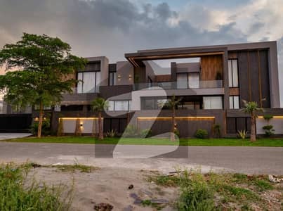 Ultra-Luxury Brand New Galleria Design Bungalow Home Theater Gym Swimming Pool