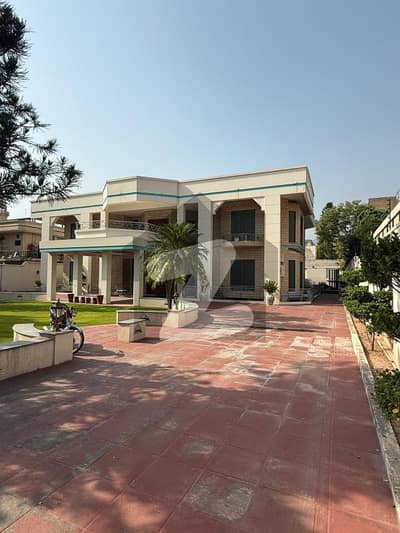 ایف ۔ 7/4 ایف ۔ 7,اسلام آباد میں 11 کمروں کا 4 کنال مکان 56.0 لاکھ میں کرایہ پر دستیاب ہے۔