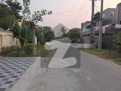 20 Marla near Park Mosque And Main College Road Approach Residential Plot For Sale