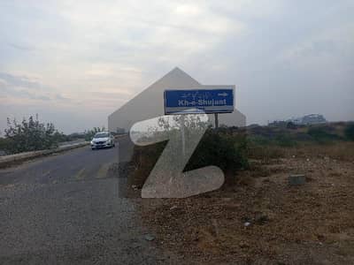 ڈی ایچ اے فیز 8 - زون ای ڈی ایچ اے فیز 8,ڈی ایچ اے ڈیفینس,کراچی میں 1 کنال رہائشی پلاٹ 7.75 کروڑ میں برائے فروخت۔