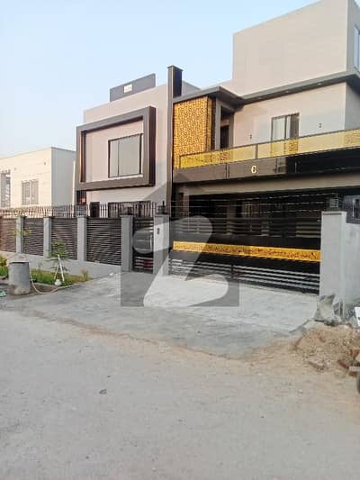 Beautiful new house upper portion