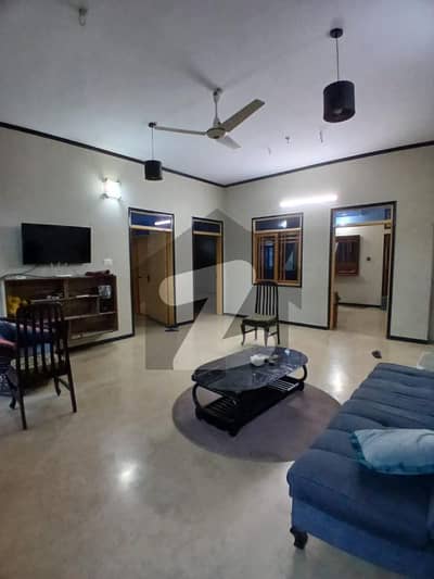 گلستانِِ جوہر ۔ بلاک 16 گلستانِ جوہر,کراچی میں 11 کمروں کا 10 مرلہ مکان 6.25 کروڑ میں برائے فروخت۔