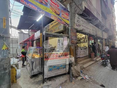 اَپر غزری غِزری,کراچی میں 1 مرلہ دکان 1.1 کروڑ میں برائے فروخت۔