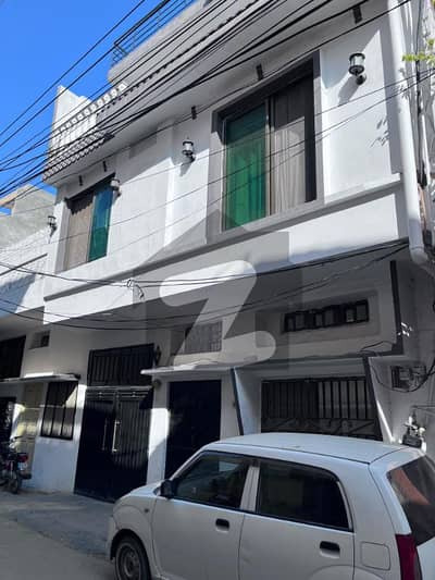 سیٹیلائیٹ ٹاؤن - بلاک ڈی سیٹیلائیٹ ٹاؤن,راولپنڈی میں 7 کمروں کا 5 مرلہ مکان 3.3 کروڑ میں برائے فروخت۔