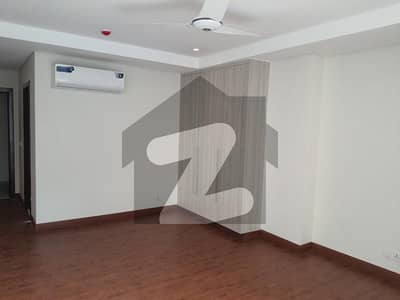 GOLD CREST MALL BEAUTIFUL APARTMENT FOR RENT IN DHA LAHORE