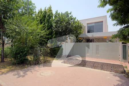 ڈی ایچ اے فیز 5 ڈیفنس (ڈی ایچ اے),لاہور میں 5 کمروں کا 1 کنال مکان 3.25 لاکھ میں کرایہ پر دستیاب ہے۔