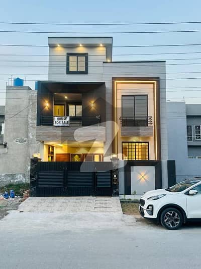 5 Marla brand New house for sale