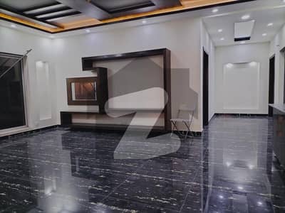 ڈی ایچ اے فیز 3 ڈیفنس (ڈی ایچ اے),لاہور میں 3 کمروں کا 1 کنال بالائی پورشن 1.45 لاکھ میں کرایہ پر دستیاب ہے۔