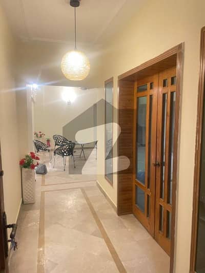 ایف ۔ 10/3 ایف ۔ 10,اسلام آباد میں 2 کمروں کا 7 مرلہ فلیٹ 2.9 کروڑ میں برائے فروخت۔