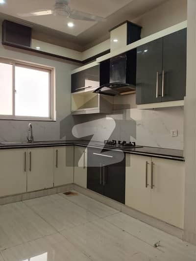 ڈی ۔ 12 اسلام آباد میں 4 کمروں کا 8 مرلہ مکان 2.5 لاکھ میں کرایہ پر دستیاب ہے۔