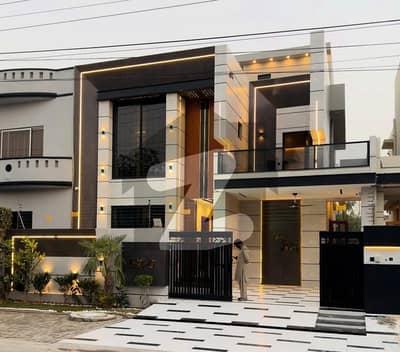 10 Marla Modern Luxury House For Sale