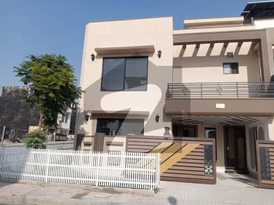 بحریہ ٹاؤن فیز 8 ۔ ابو بکر بلاک بحریہ ٹاؤن فیز 8 ۔ سفاری ویلی,بحریہ ٹاؤن فیز 8,بحریہ ٹاؤن راولپنڈی,راولپنڈی میں 5 کمروں کا 7 مرلہ مکان 85.0 ہزار میں کرایہ پر دستیاب ہے۔