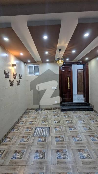 بحریہ آرچرڈ فیز 1 بحریہ آرچرڈ,لاہور میں 4 کمروں کا 6 مرلہ مکان 2.15 کروڑ میں برائے فروخت۔