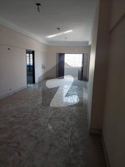 3 bed Drawing Dining corner west open