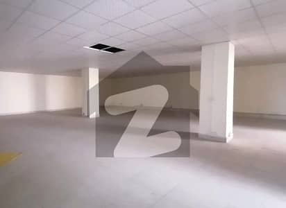 علامہ اقبال مین بلیوارڈ علامہ اقبال ٹاؤن,لاہور میں 1 کنال عمارت 25.0 کروڑ میں برائے فروخت۔