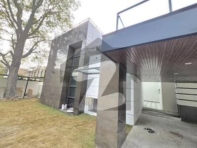 F-7 Brand New Triple Storey House For Rent, 7Bedrooms With Bath, Rent 17lakh