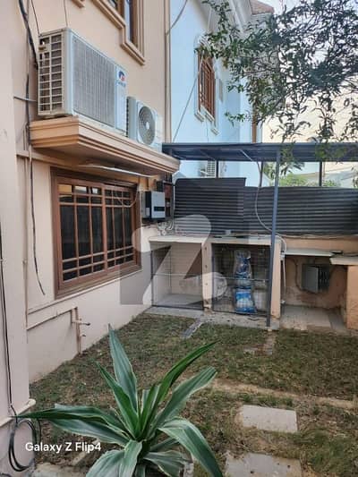 ڈی ایچ اے فیز 7 ڈی ایچ اے ڈیفینس,کراچی میں 4 کمروں کا 12 مرلہ مکان 7.25 کروڑ میں برائے فروخت۔