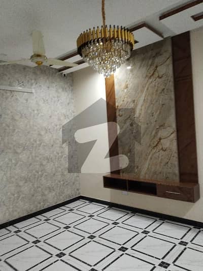 پی جی ای سی ایچ ایس فیز 2 پنجاب گورنمنٹ ایمپلائیز سوسائٹی,لاہور میں 1 کمرے کا 4 مرلہ زیریں پورشن 28.0 ہزار میں کرایہ پر دستیاب ہے۔