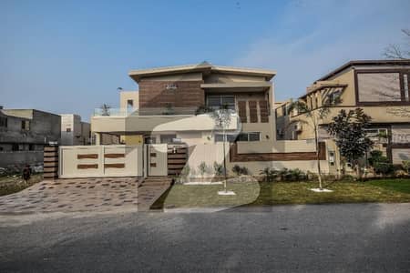 20 MARLA ELEGANT AND FULLY MAINTAINED SUPER HOT LOCATED BUNGALOW IS AVAILABLE IN THE BEST BLOCK OF DHA LAHORE. 20 MARLA ELEGANT AND FULLY MAINTAINED SUPER HOT LOCATED BUNGALOW IS AVAILABLE IN THE BEST BLOCK OF DHA LAHORE.