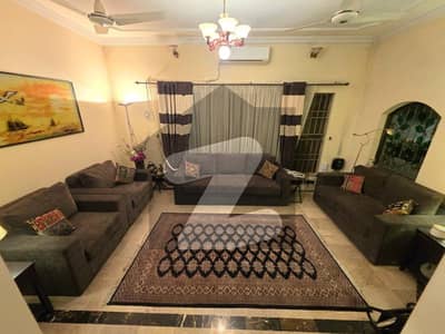 ایف ۔ 11/2 ایف ۔ 11,اسلام آباد میں 5 کمروں کا 9 مرلہ مکان 8.5 کروڑ میں برائے فروخت۔